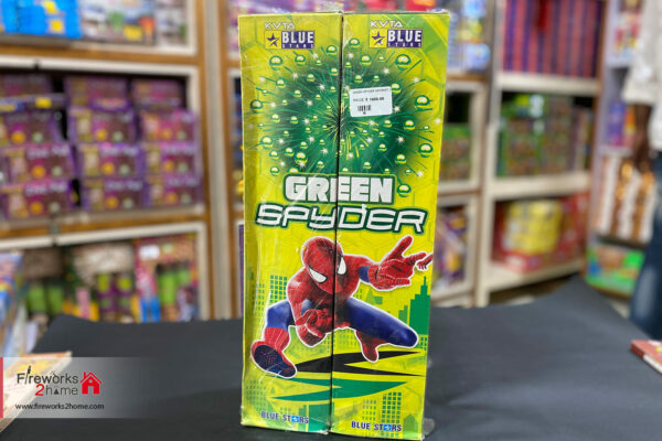 Green Spyder by Blue Star (pieces 2)